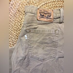 Levi's Women’s Beige Slim Jeans